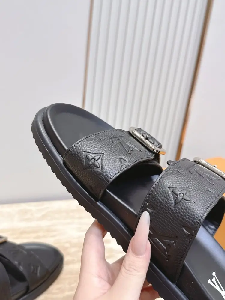 Louis Vuitton Шльопанці чоловічі — Фото 5
