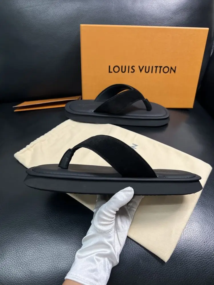 Louis Vuitton Шльопанці чоловічі — Фото 5