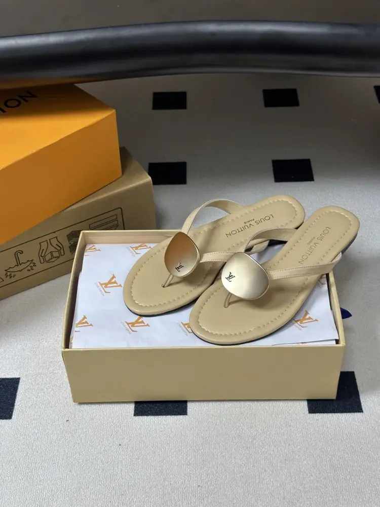 Louis Vuitton Step-ins women's — Photo 4