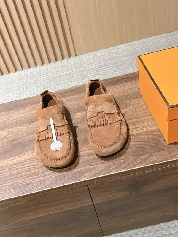 Louis Vuitton — Замшеві лоферы Lazy