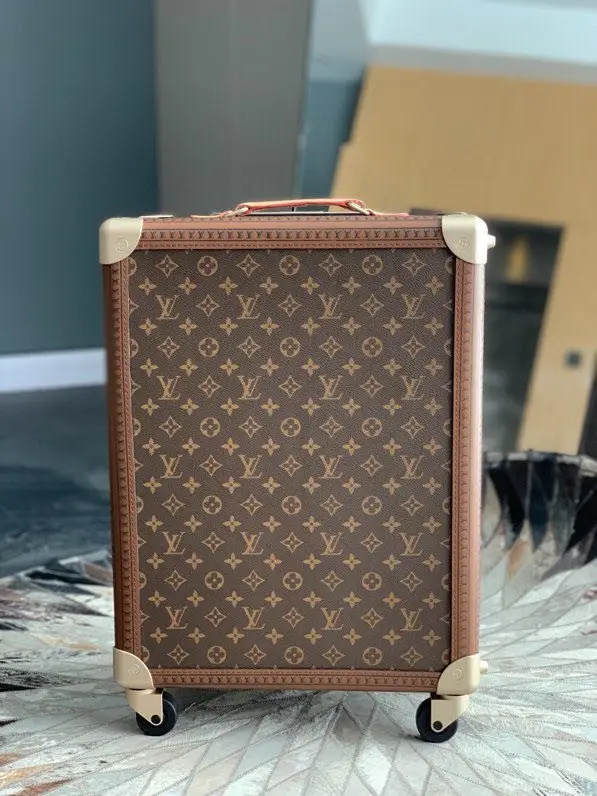 Louis Vuitton Чемодан Rolling Trunk для ручний поклажі 39 x 55 x 21 см — Фото 2