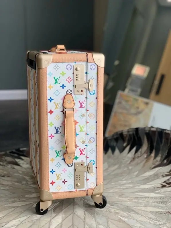Louis Vuitton Suitcase Rolling Trunk for manual luggage 39 x 55 x 21 cm — Photo 2