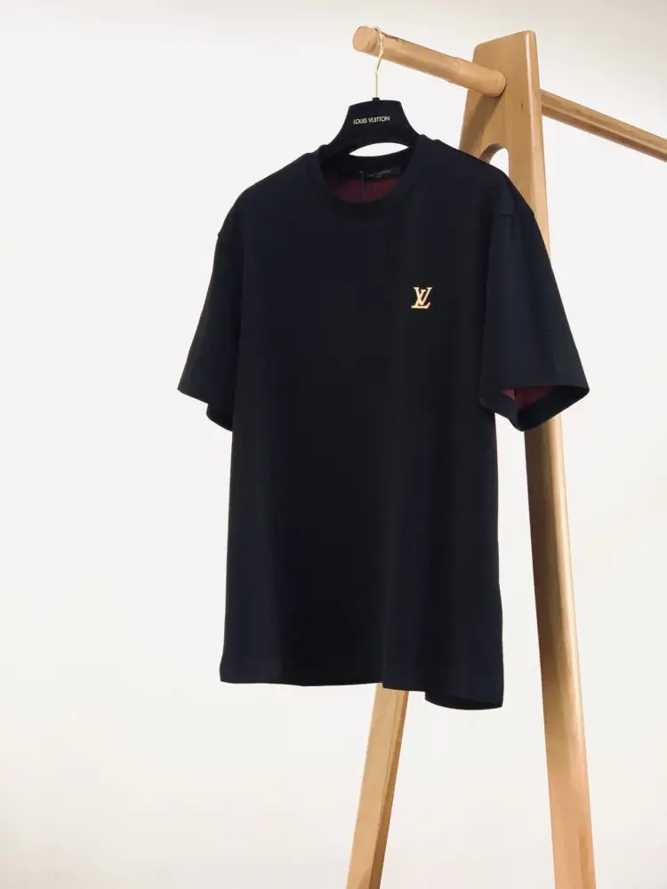 Louis Vuitton — T-shirt men's