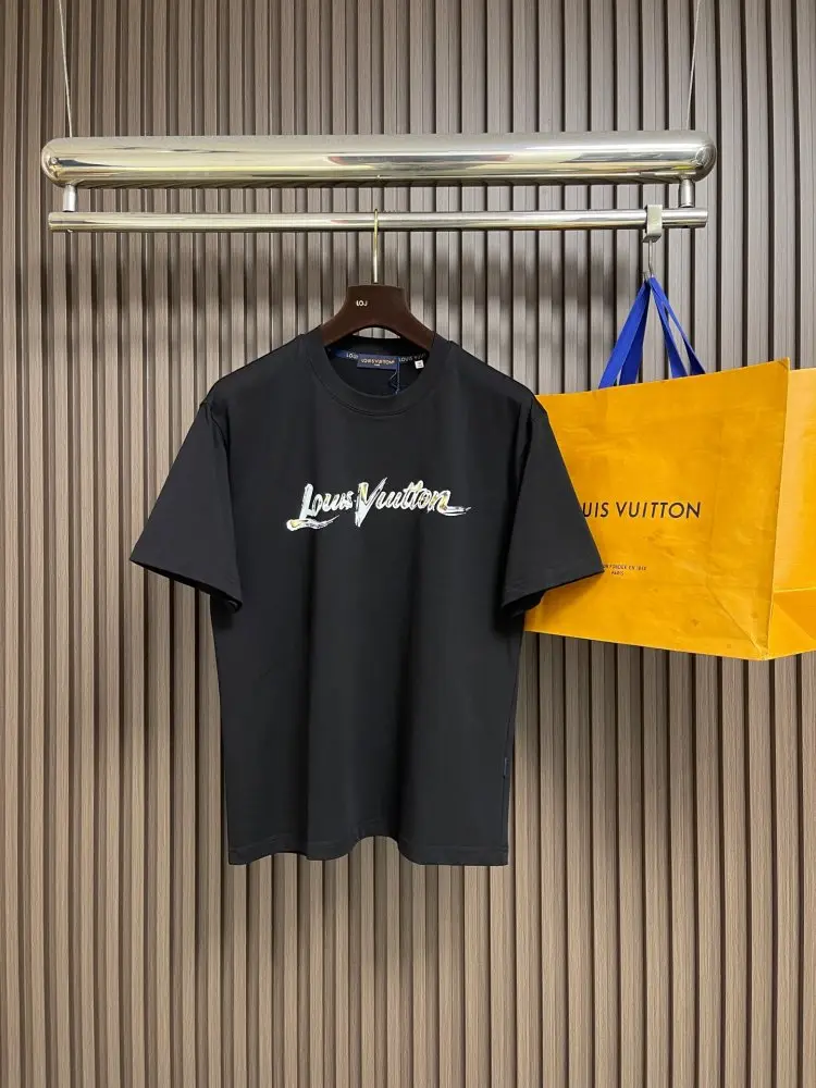 Louis Vuitton — T-shirt men's