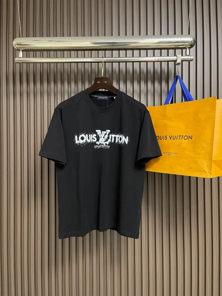 Louis Vuitton — Футболка мужская
