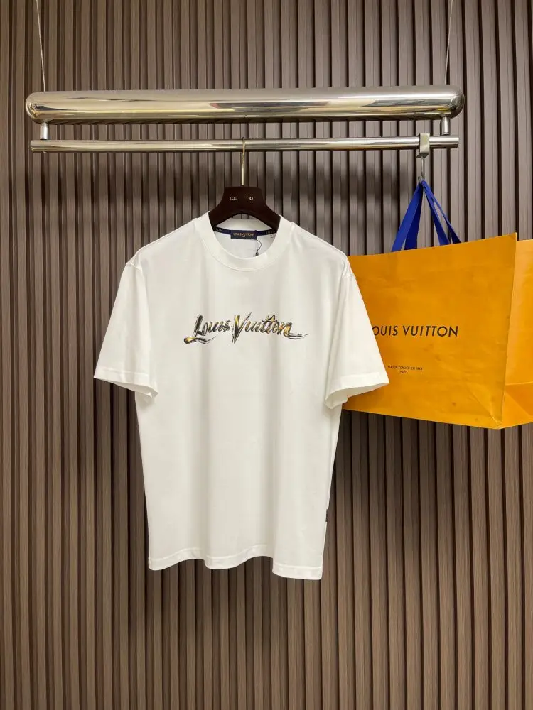 Louis Vuitton — Футболка мужская
