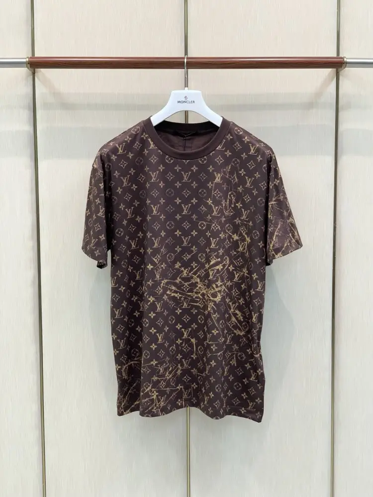 Louis Vuitton Футболка чоловіча — Фото 1