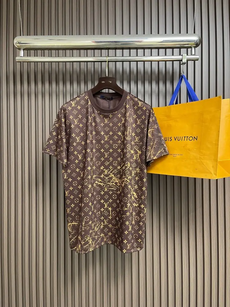 Louis Vuitton — Футболка чоловіча