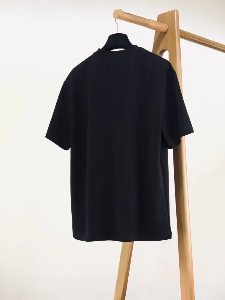 Louis Vuitton T-shirt men's — Photo 2