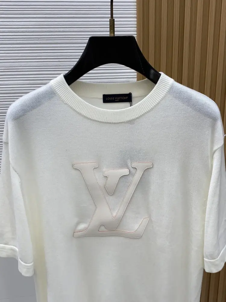 Louis Vuitton T-shirt men's — Photo 2