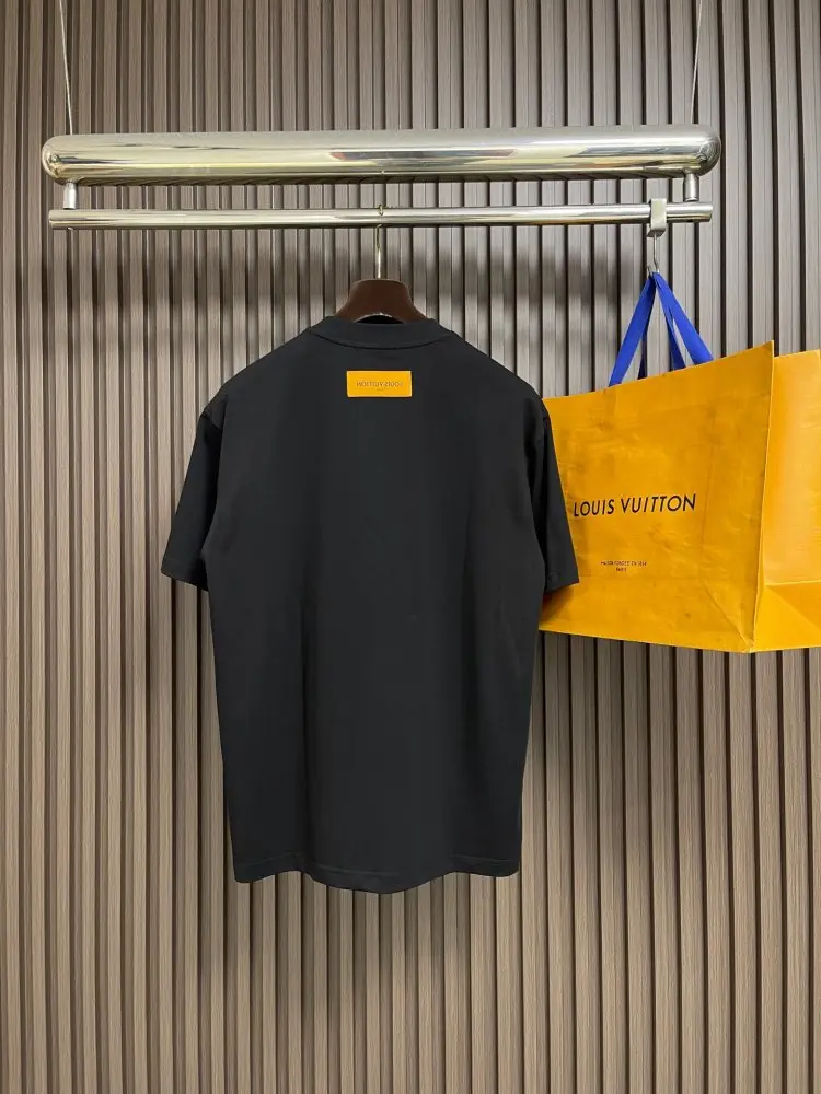 Louis Vuitton Футболка мужская — Фото 2