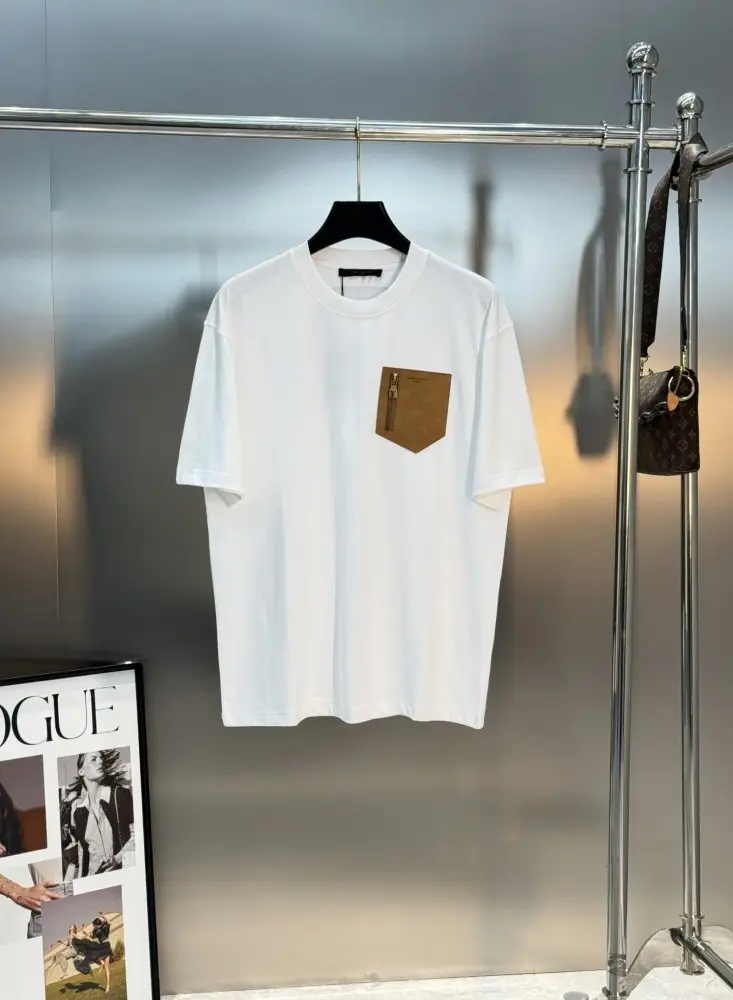 Louis Vuitton T-shirt men's — Photo 3