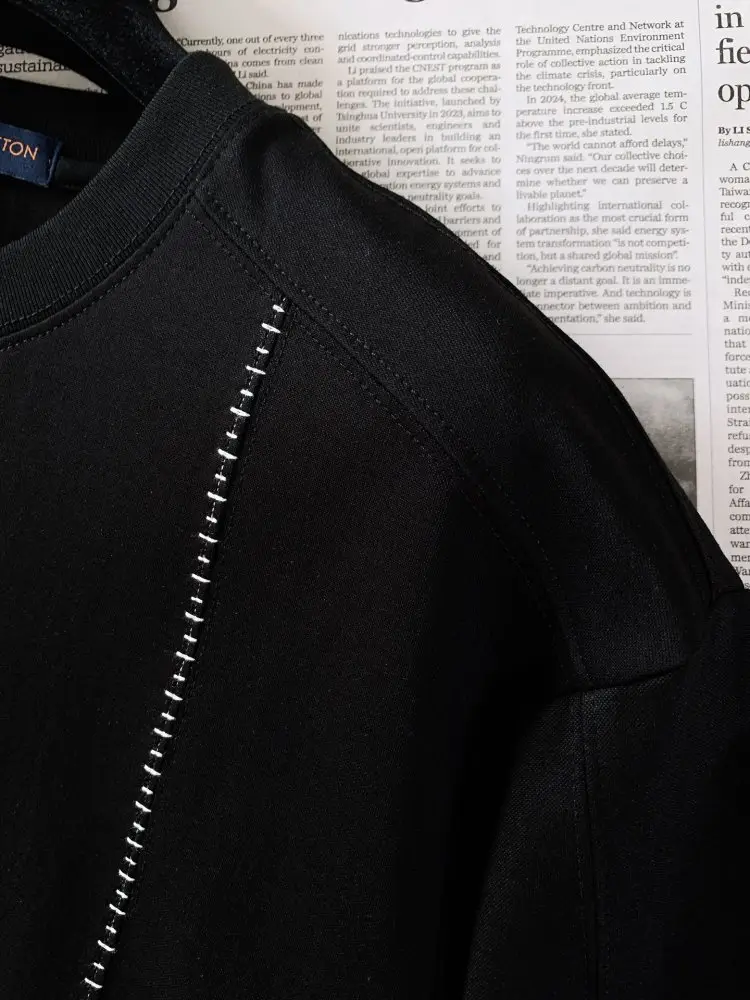 Louis Vuitton T-shirt men's — Photo 4