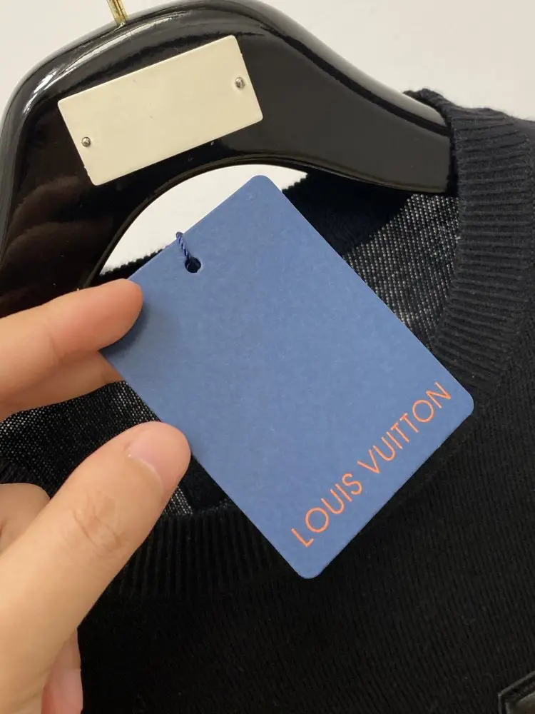 Louis Vuitton T-shirt men's — Photo 5