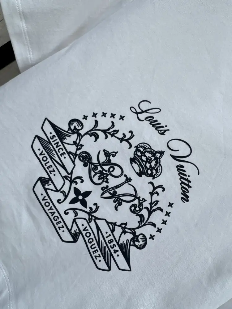 Louis Vuitton Футболка жіноча — Фото 3