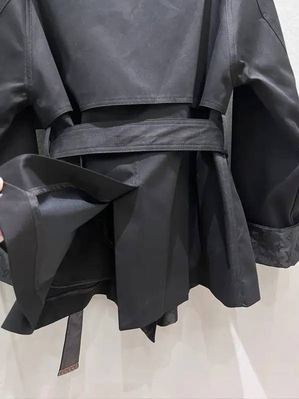Louis Vuitton Тренч женский — Фото 4
