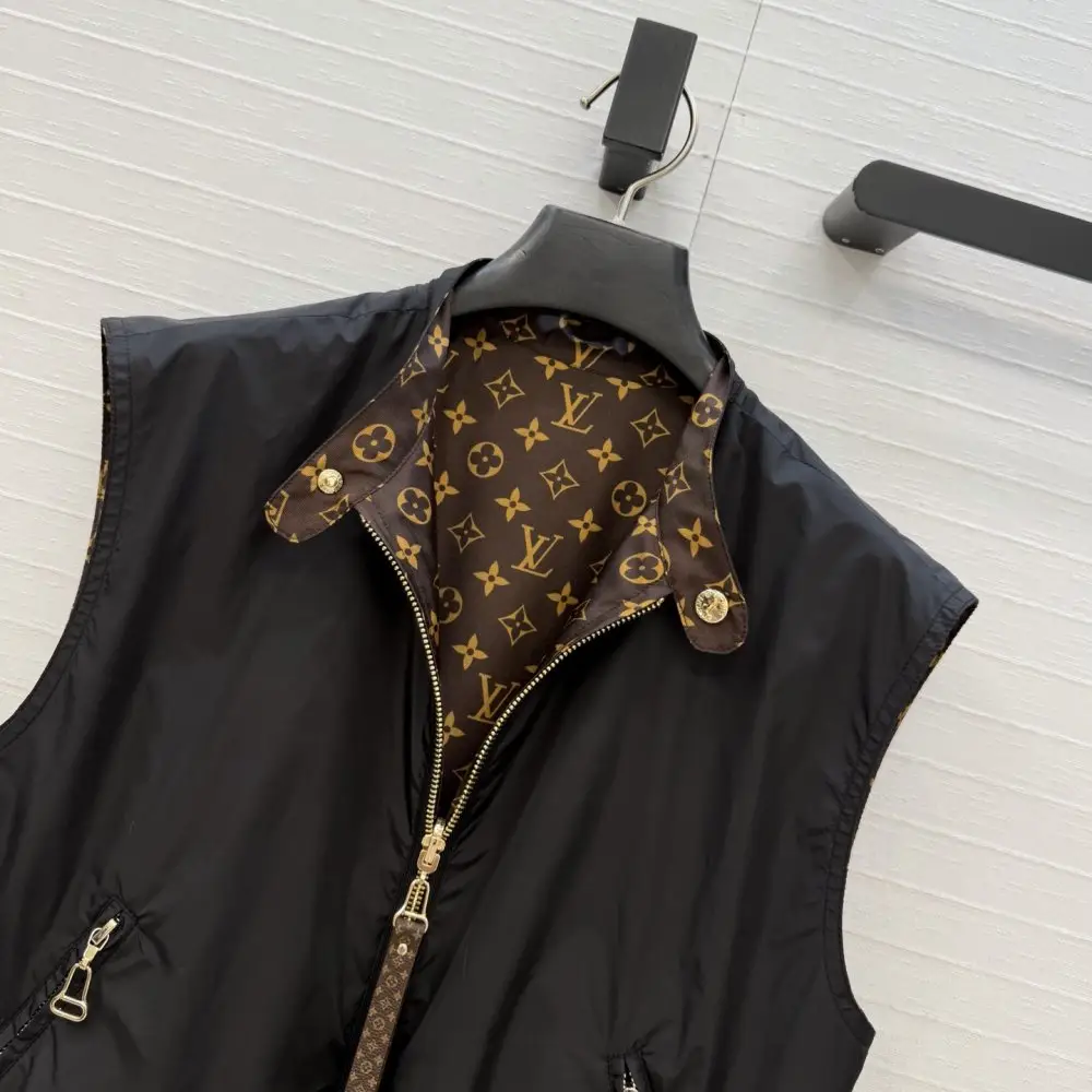 Louis Vuitton Vest women's — Photo 4
