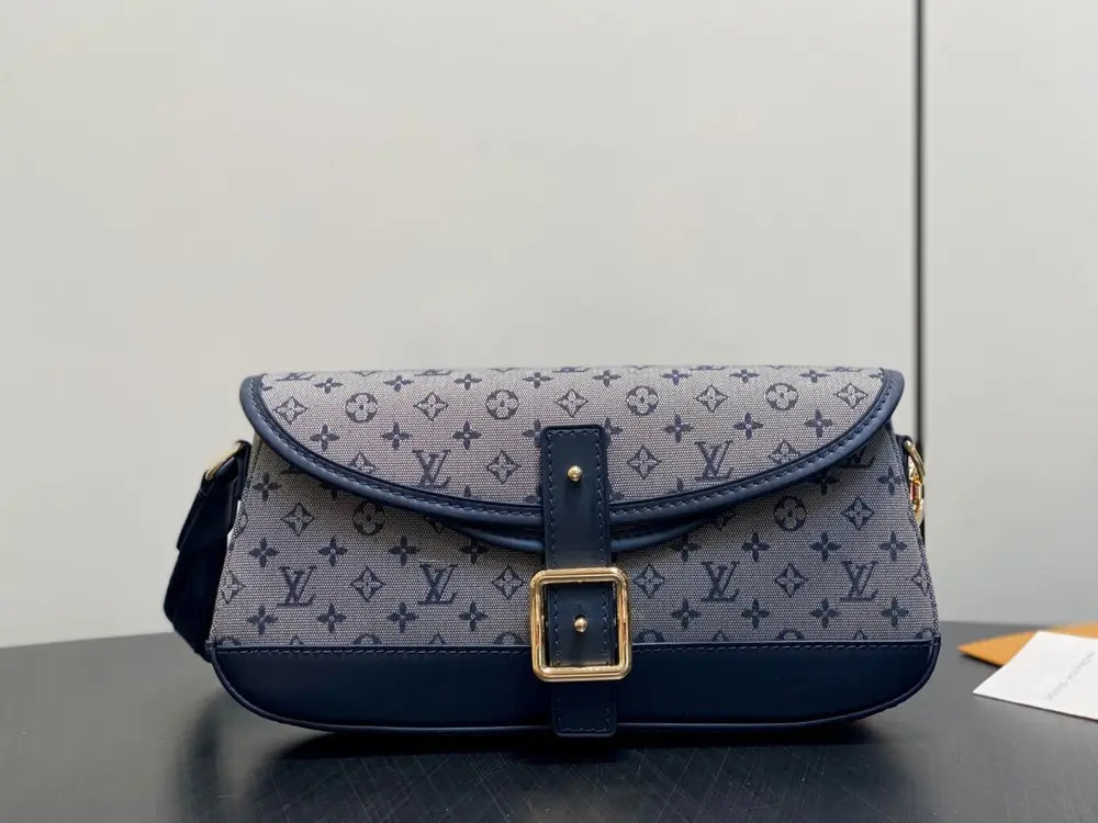 Louis Vuitton Вінтажна джинсова сумка багет 26 см — Фото 1