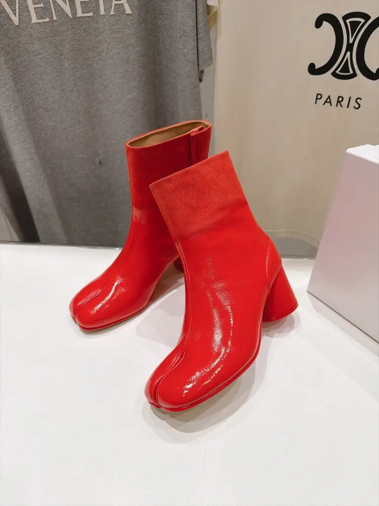 Maison Margiela MM6 Ботильоны с раздельным носком и массивным каблуком — Фото 4
