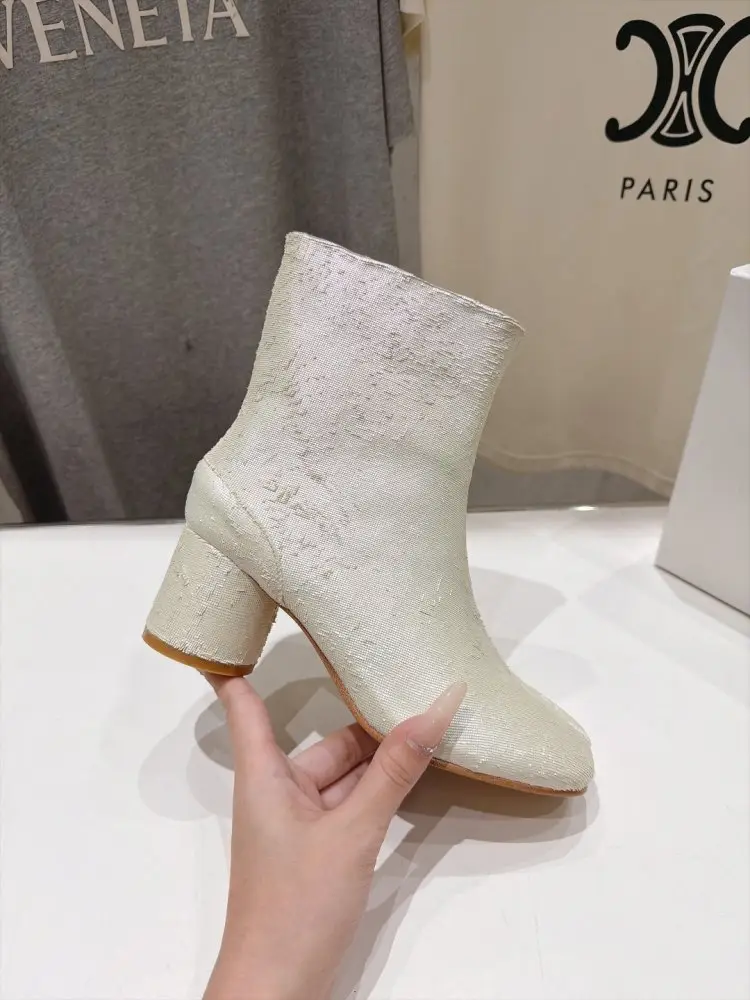 Maison Margiela MM6 Ботильоны с раздельным носком и массивным каблуком — Фото 5
