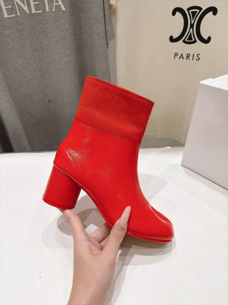 Maison Margiela MM6 Ботильоны с раздельным носком и массивным каблуком — Фото 5