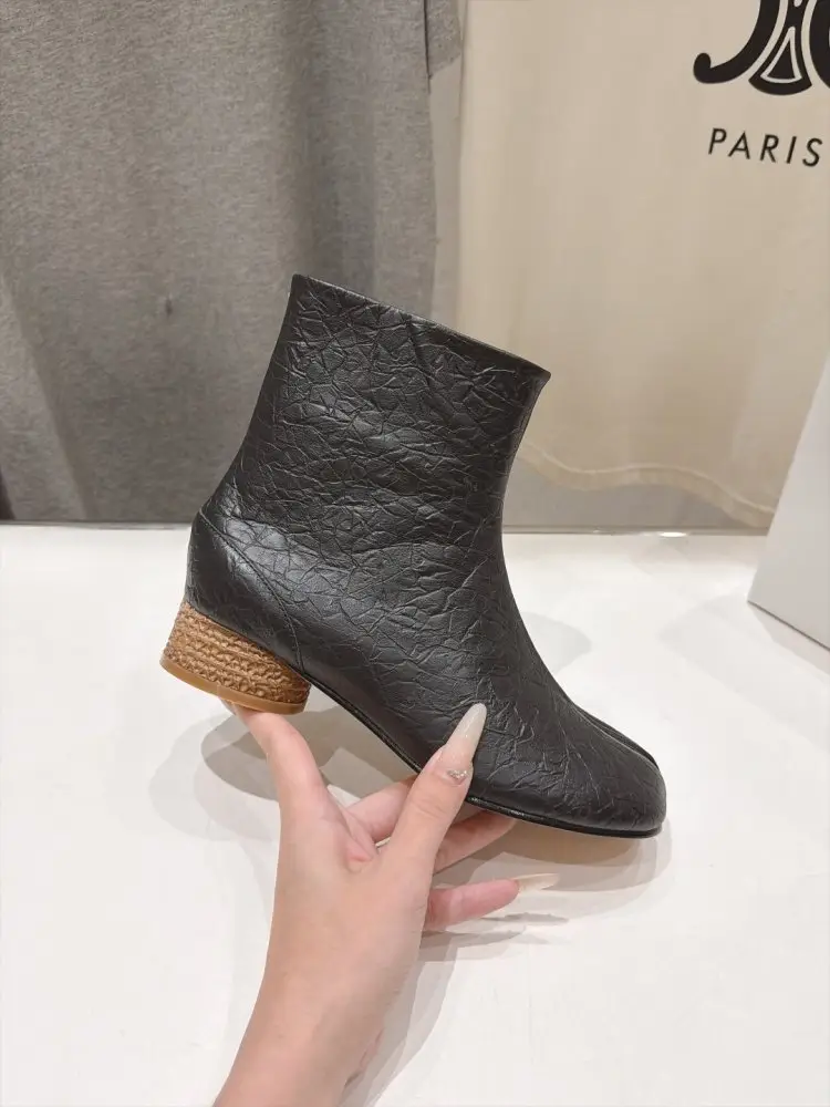 Maison Margiela MM6 Ботильоны с раздельным носком и массивным каблуком — Фото 5