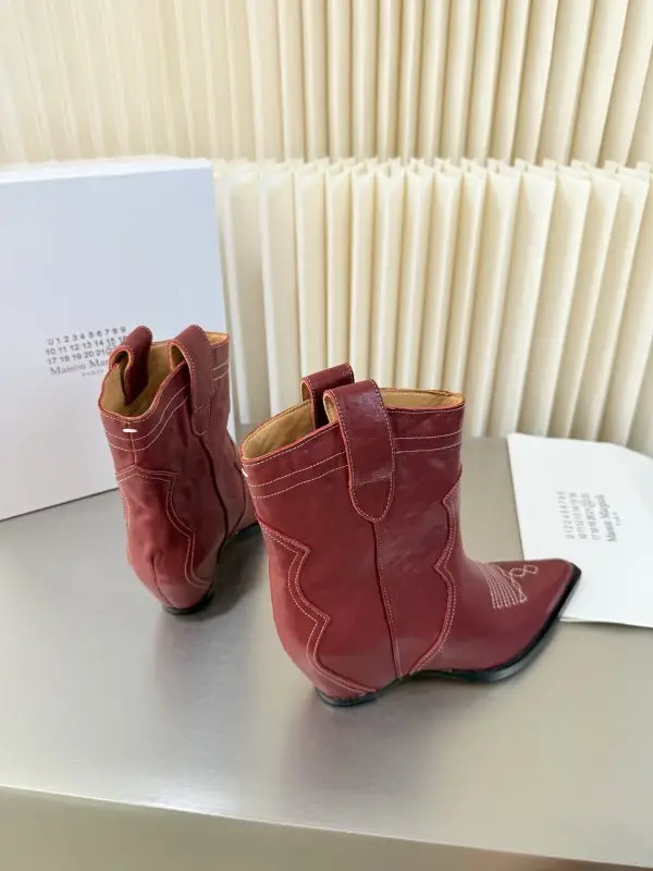 Maison Margiela MM6 Ботильоны MM6 Retro с острым носком и танкеткой — Фото 5