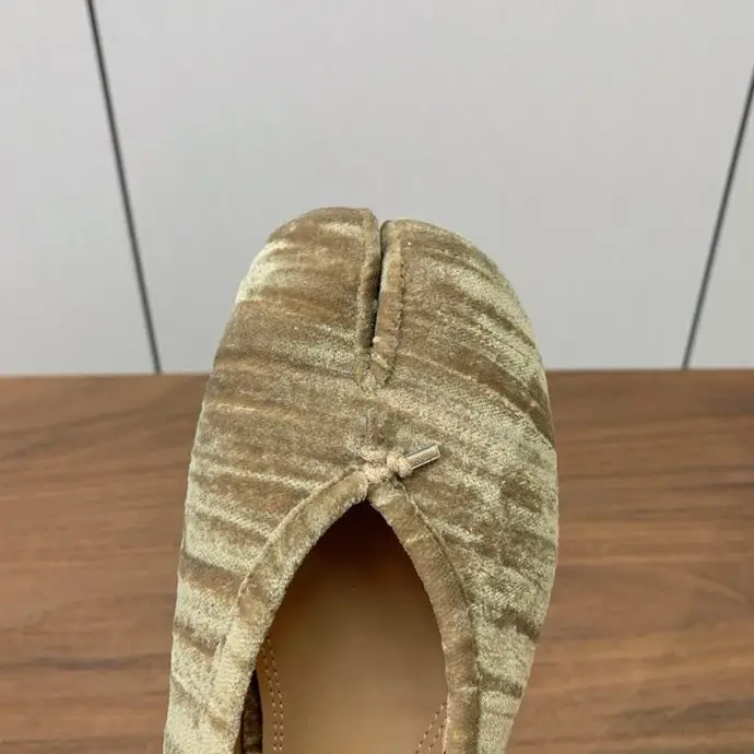 Maison Margiela MM6 Ballet shoes Tabi from bifurcated the toe — Photo 5