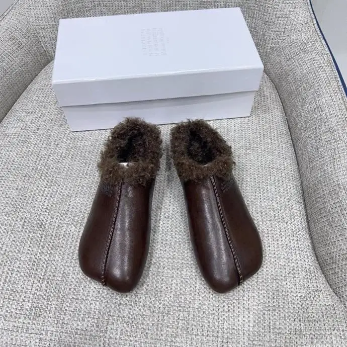 Maison Margiela MM6 — Балетки зимові на хутрі
