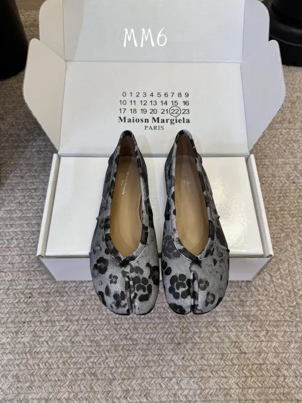 Maison Margiela MM6 — Балетки