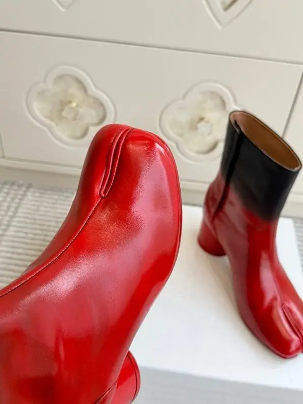Maison Margiela MM6 Черевики MM6 Tabi з роздільним носком і масивним каблуком — Фото 5