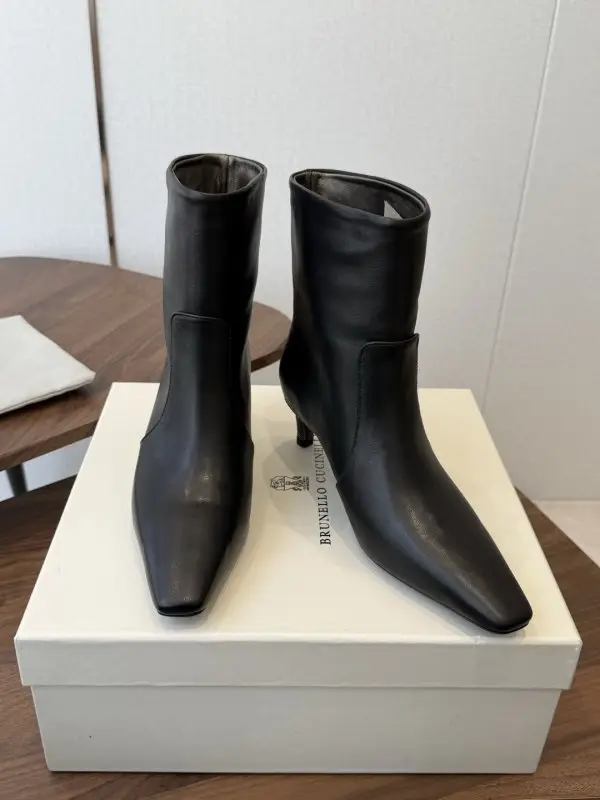 Maison Margiela MM6 Boots on stud — Photo 4