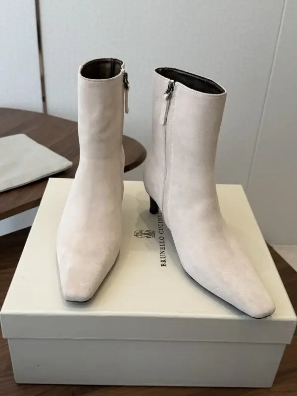 Maison Margiela MM6 Boots on stud — Photo 4