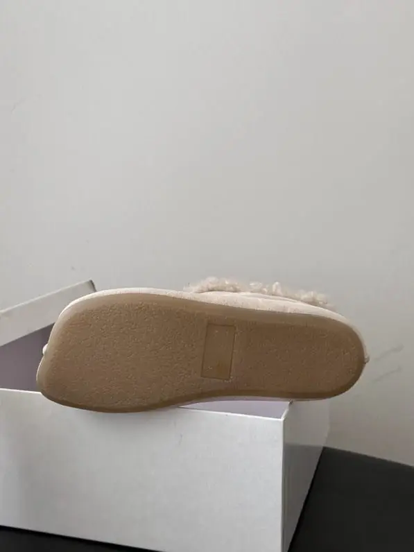 Maison Margiela MM6 Черевики Tabi шкіряні на хутрі — Фото 4