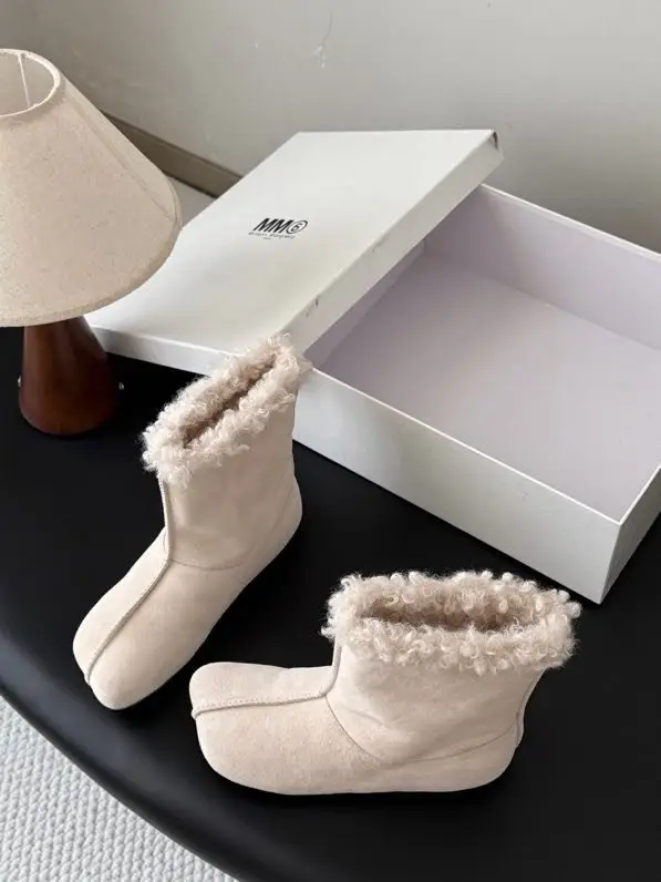 Maison Margiela MM6 Черевики Tabi шкіряні на хутрі — Фото 5