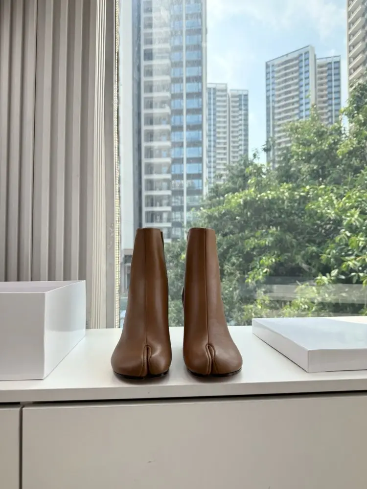 Maison Margiela MM6 Черевики Tabi жіночі з роздвоєним носком на підборах — Фото 2