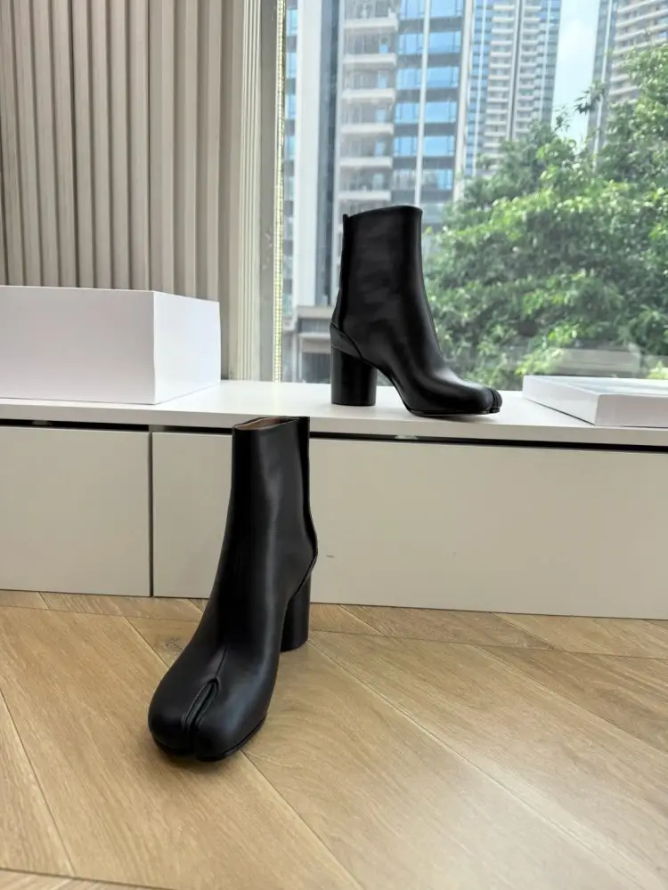 Maison Margiela MM6 Черевики Tabi жіночі з роздвоєним носком на підборах — Фото 4