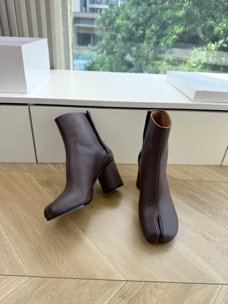 Maison Margiela MM6 Черевики Tabi жіночі з роздвоєним носком на підборах — Фото 5