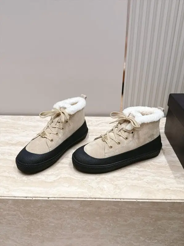 Maison Margiela MM6 — Черевики жіночі на хутрі зимові