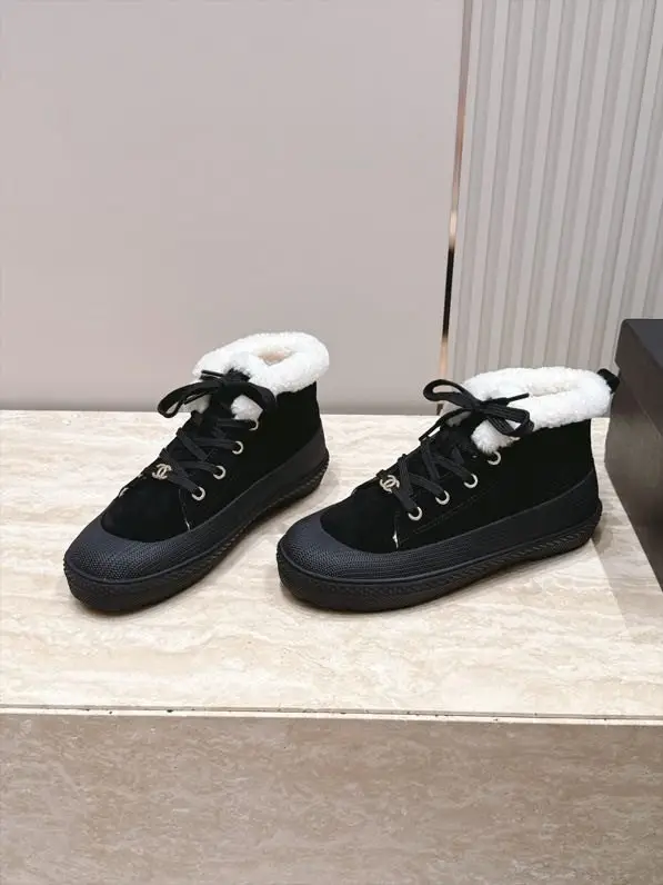 Maison Margiela MM6 — Черевики жіночі на хутрі зимові