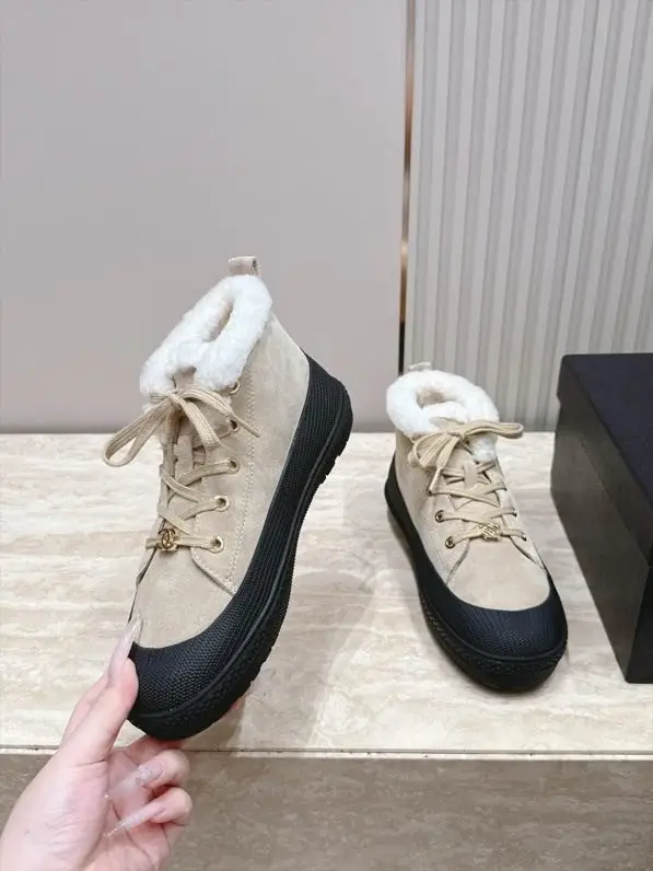 Maison Margiela MM6 Черевики жіночі на хутрі зимові — Фото 3