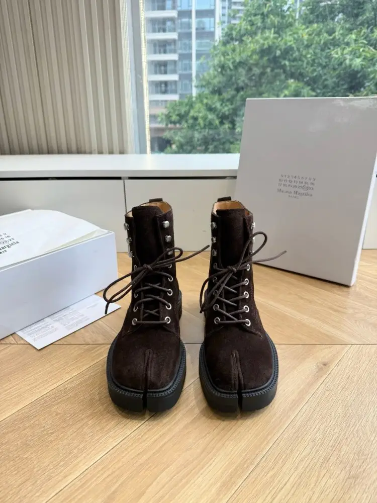 Maison Margiela MM6 Ботинки женские — Фото 2