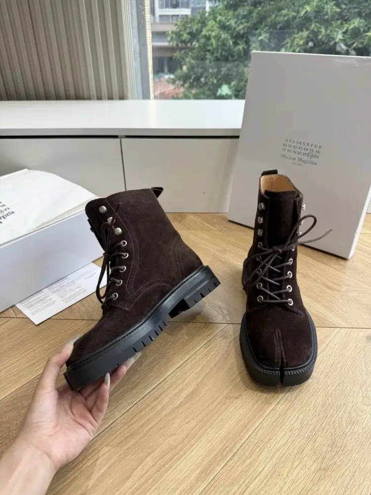 Maison Margiela MM6 Ботинки женские — Фото 3
