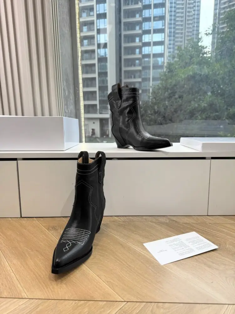 Maison Margiela MM6 Cowboy boots MM6 from split the toe — Photo 5