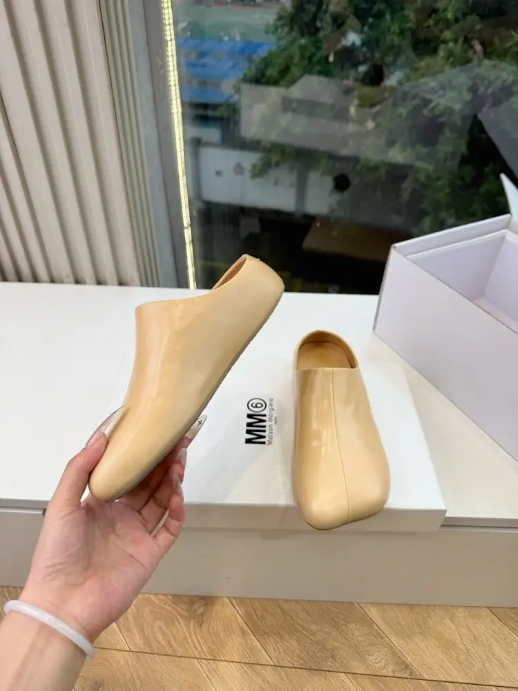 Maison Margiela MM6 Лоферы женские — Фото 5
