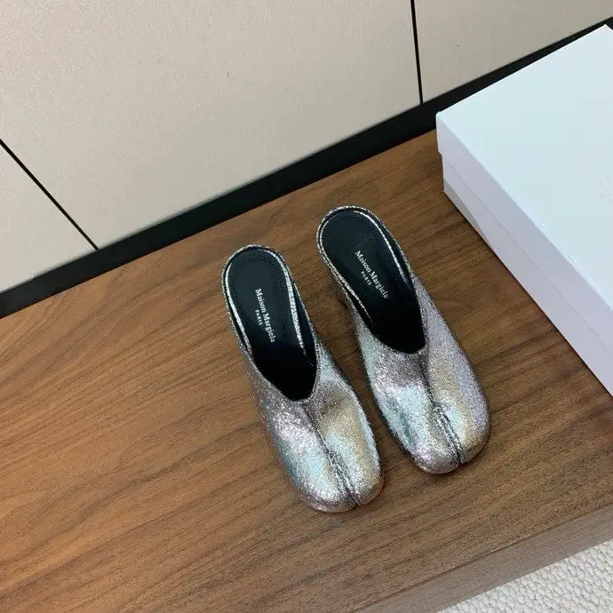 Maison Margiela MM6 Мюли Tabi з роздвоєним носком — Фото 2