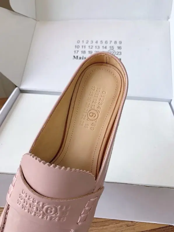 Maison Margiela MM6 Shoes лоферы on heel — Photo 3