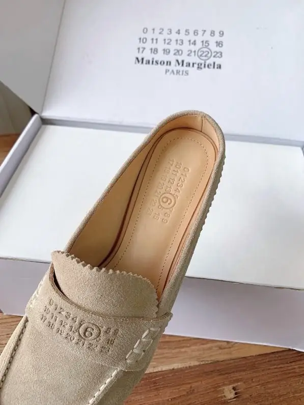 Maison Margiela MM6 Туфли лоферы на каблуке — Фото 3