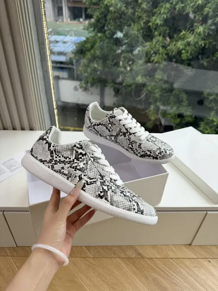 Maison Margiela MM6 Shoes MM6 — Photo 2