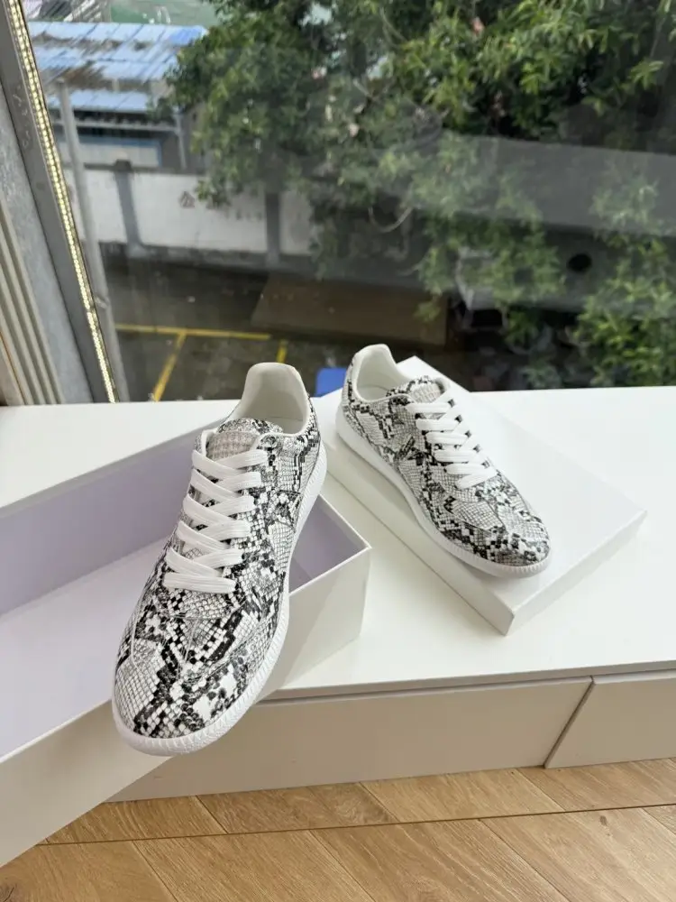 Maison Margiela MM6 Shoes MM6 — Photo 3
